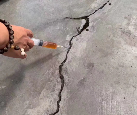 湖口混凝土裂缝修补技术详解​