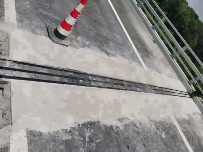 湖口伸缩缝更换后浇筑材料快速结构修补料速砼的产品特点及施工流程​